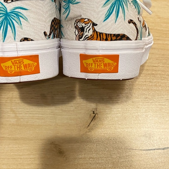 VANS DISCOVERY PROJECT CAT Off The WAll NWOT, women’s size 6, men’s size 4.5 - Picture 5 of 9